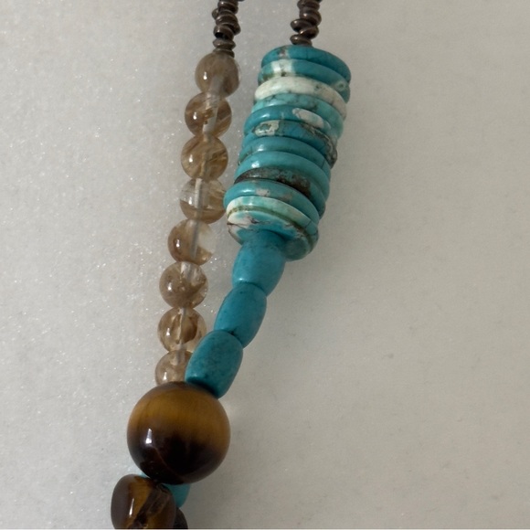 One-of-a-kind semi precious turquoise necklace by Jolie Altman - Picture 7 of 8